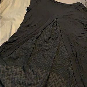 Black stretchy top with back detail